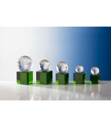 Cubo colorato con pallina da golf